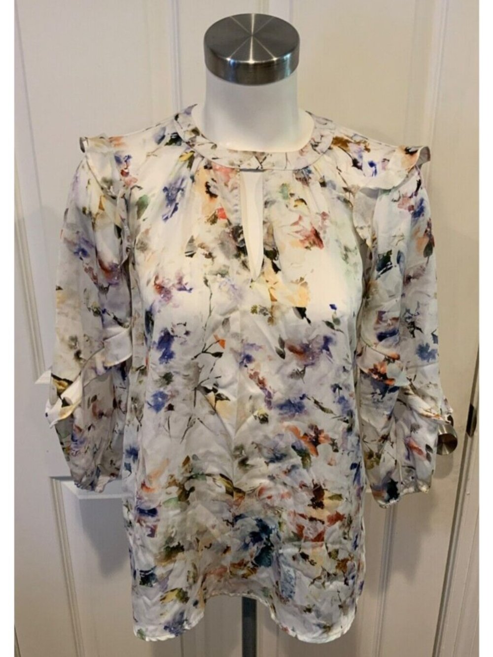Dolan Left Coast Collection Cream Floral Print Shirt Top W/ Ruffle, Size XS